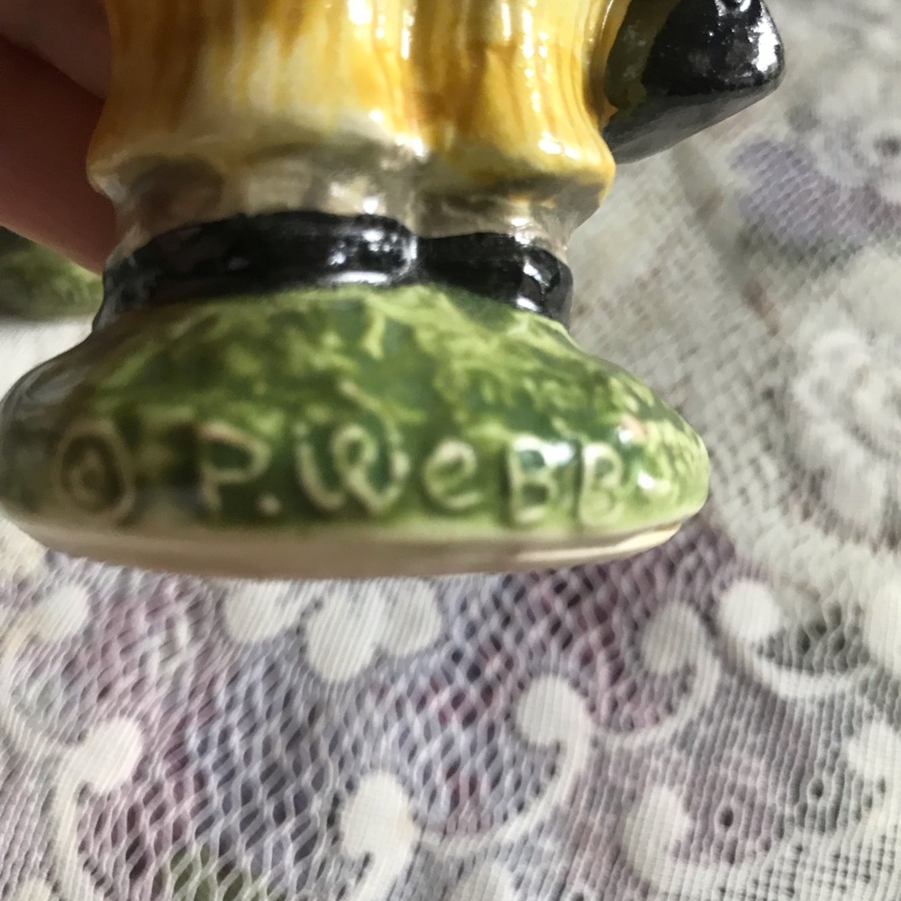 SALT & PEPPER SHAKERS VINTAGE - Picture 9 of 13